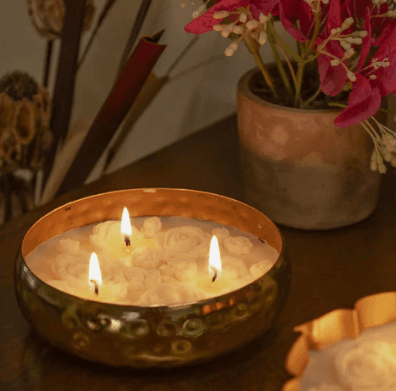 Round Golden Urli | Floral Scented Candle